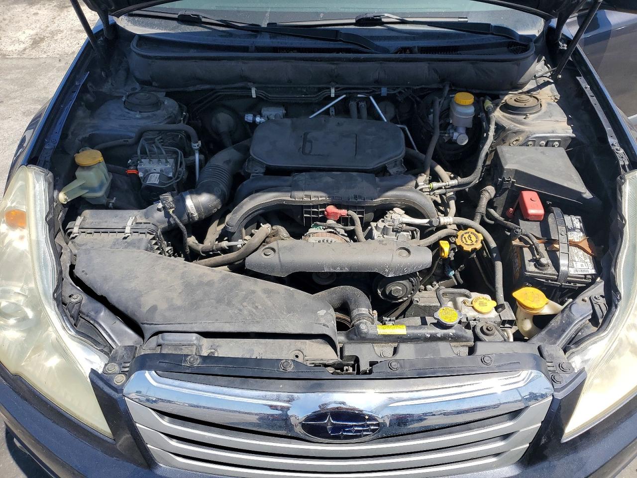 2012 SUBARU OUTBACK