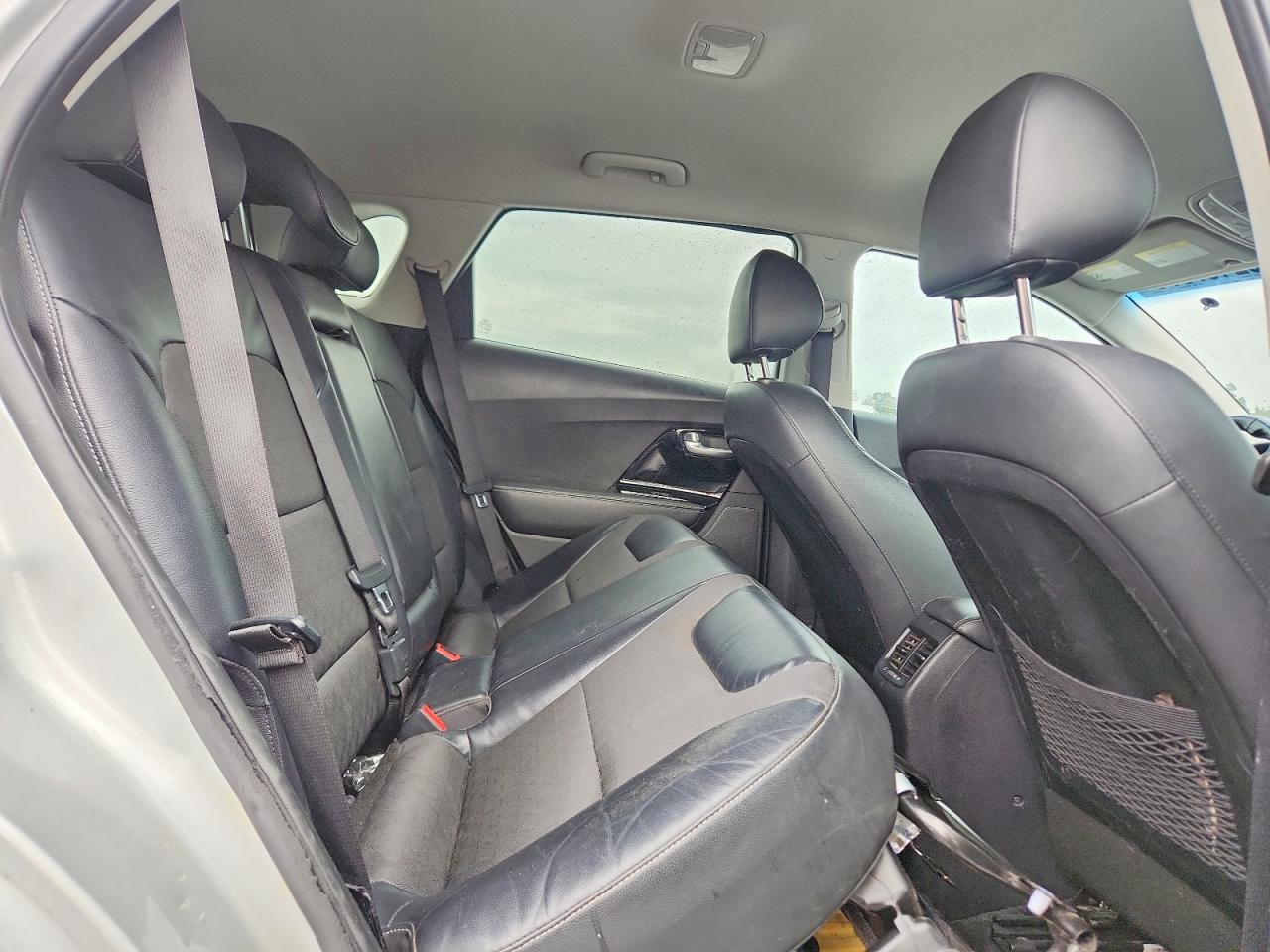 2017 KIA NIRO
