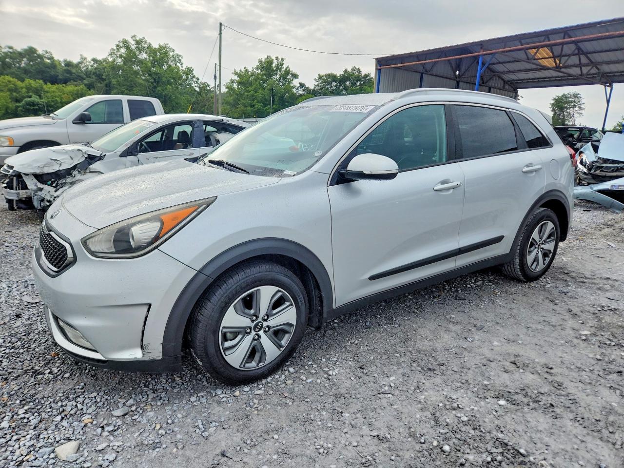 2017 KIA NIRO