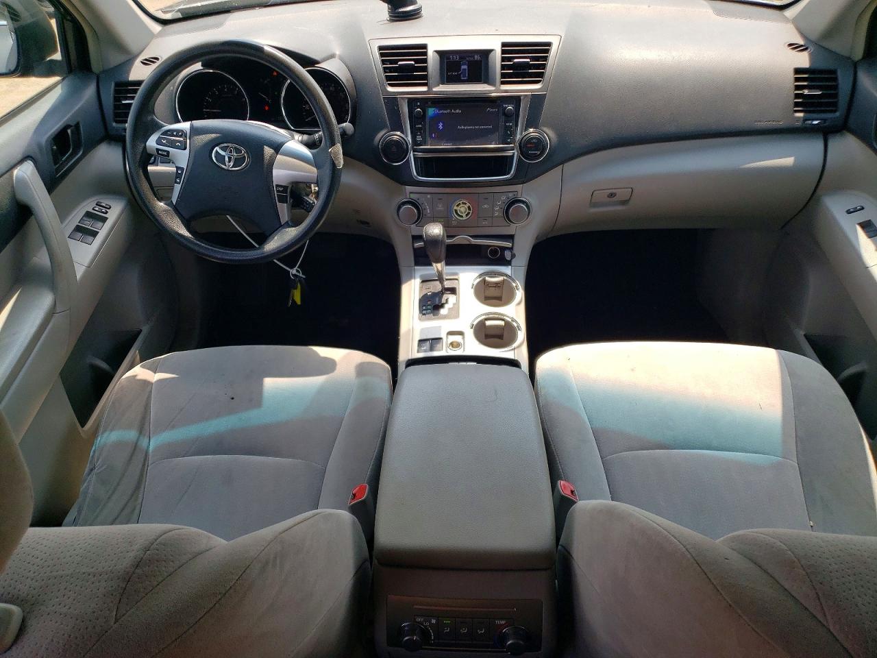 2013 TOYOTA HIGHLANDER