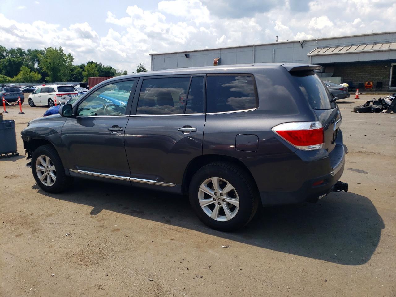 2013 TOYOTA HIGHLANDER