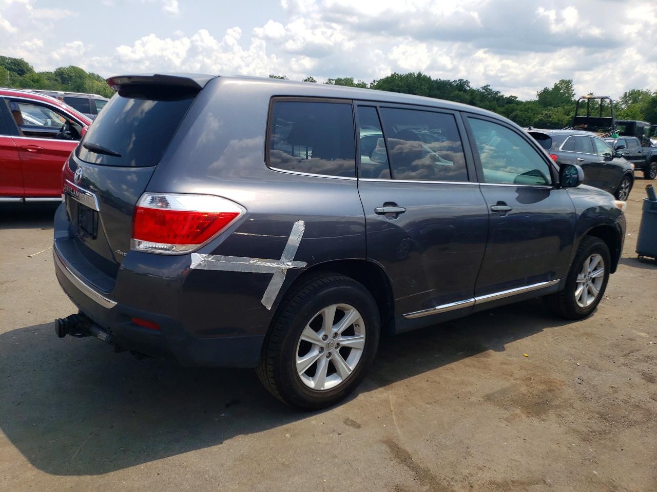 2013 TOYOTA HIGHLANDER