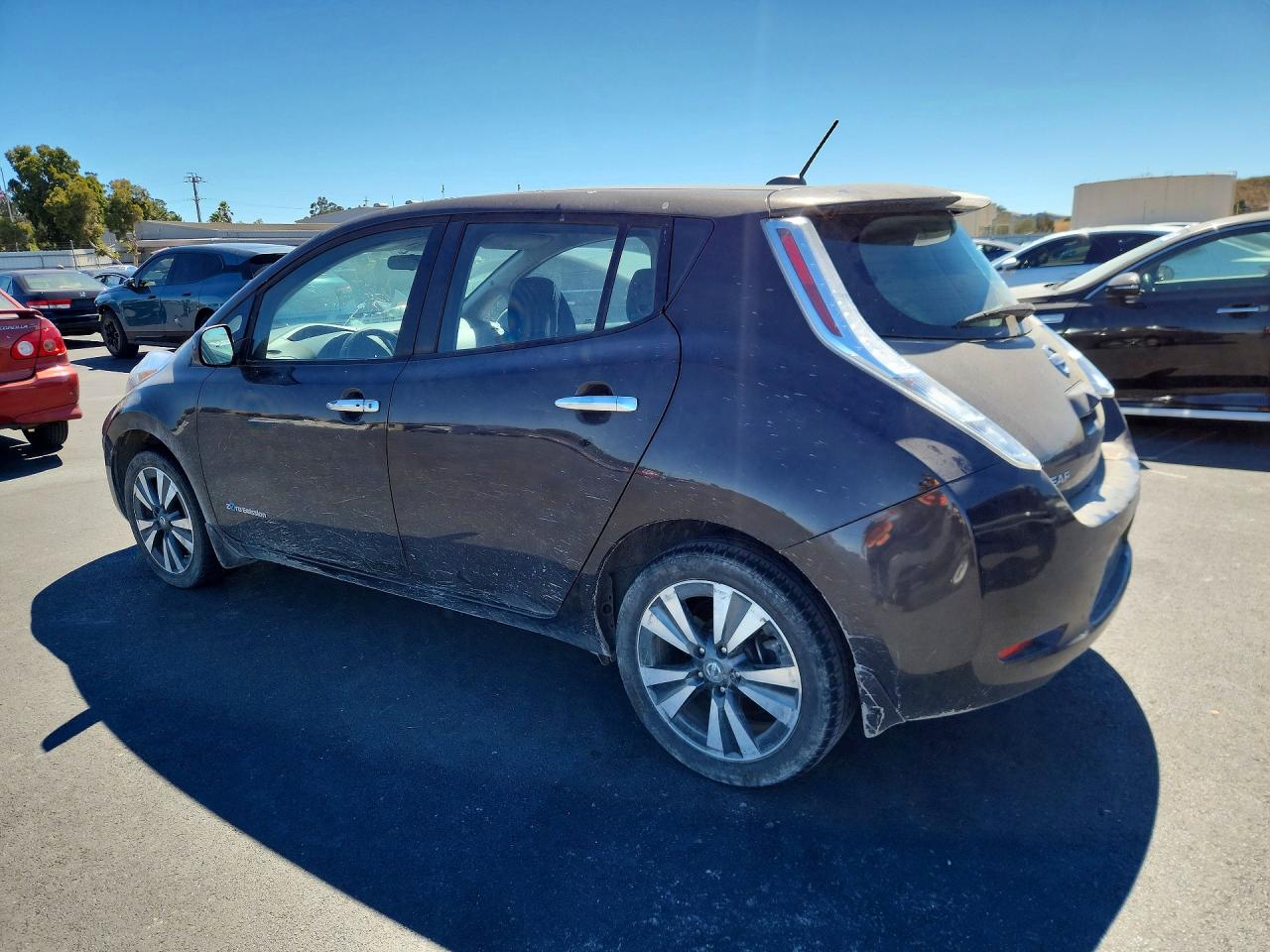 2017 NISSAN LEAF