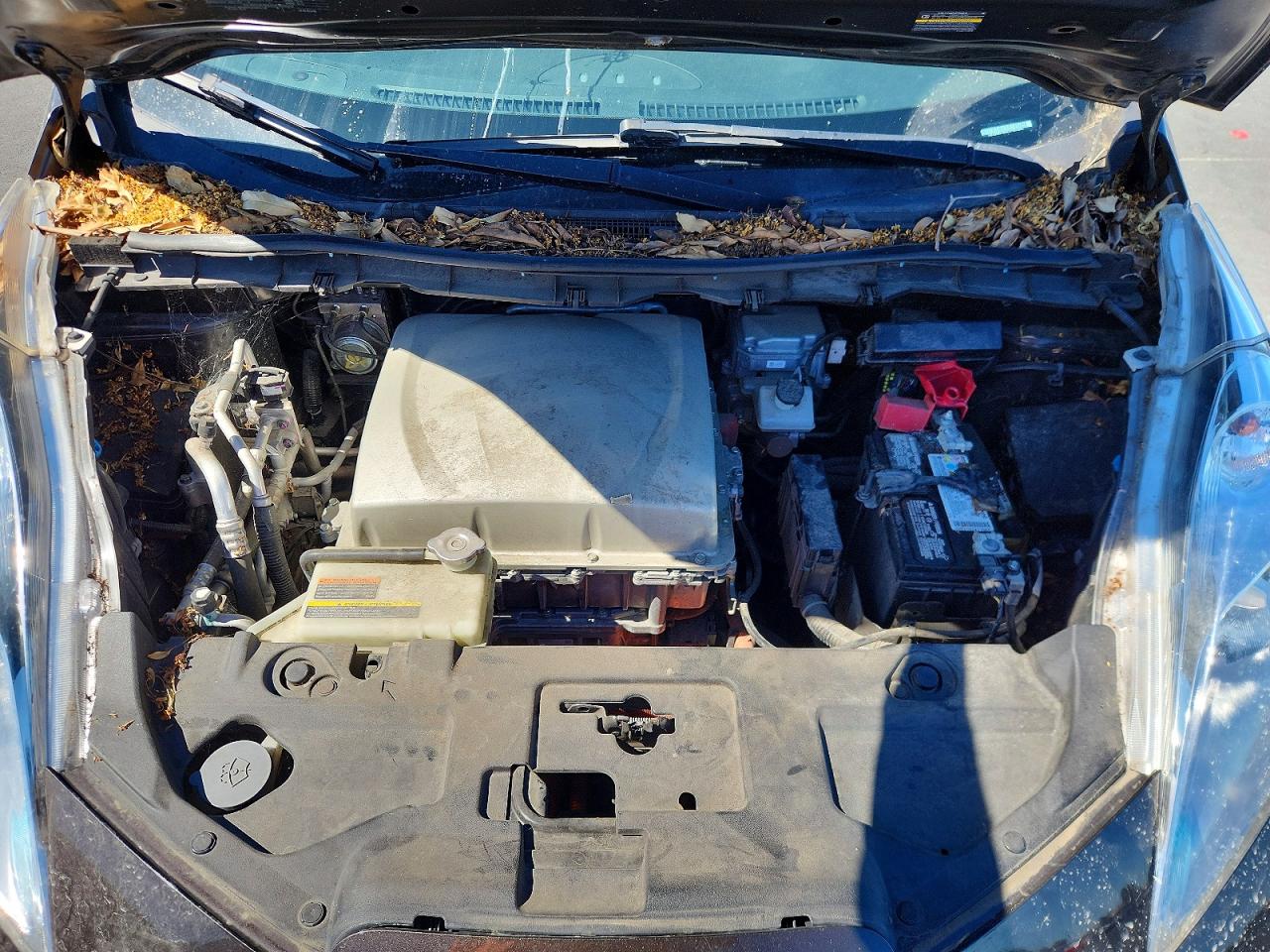 2017 NISSAN LEAF