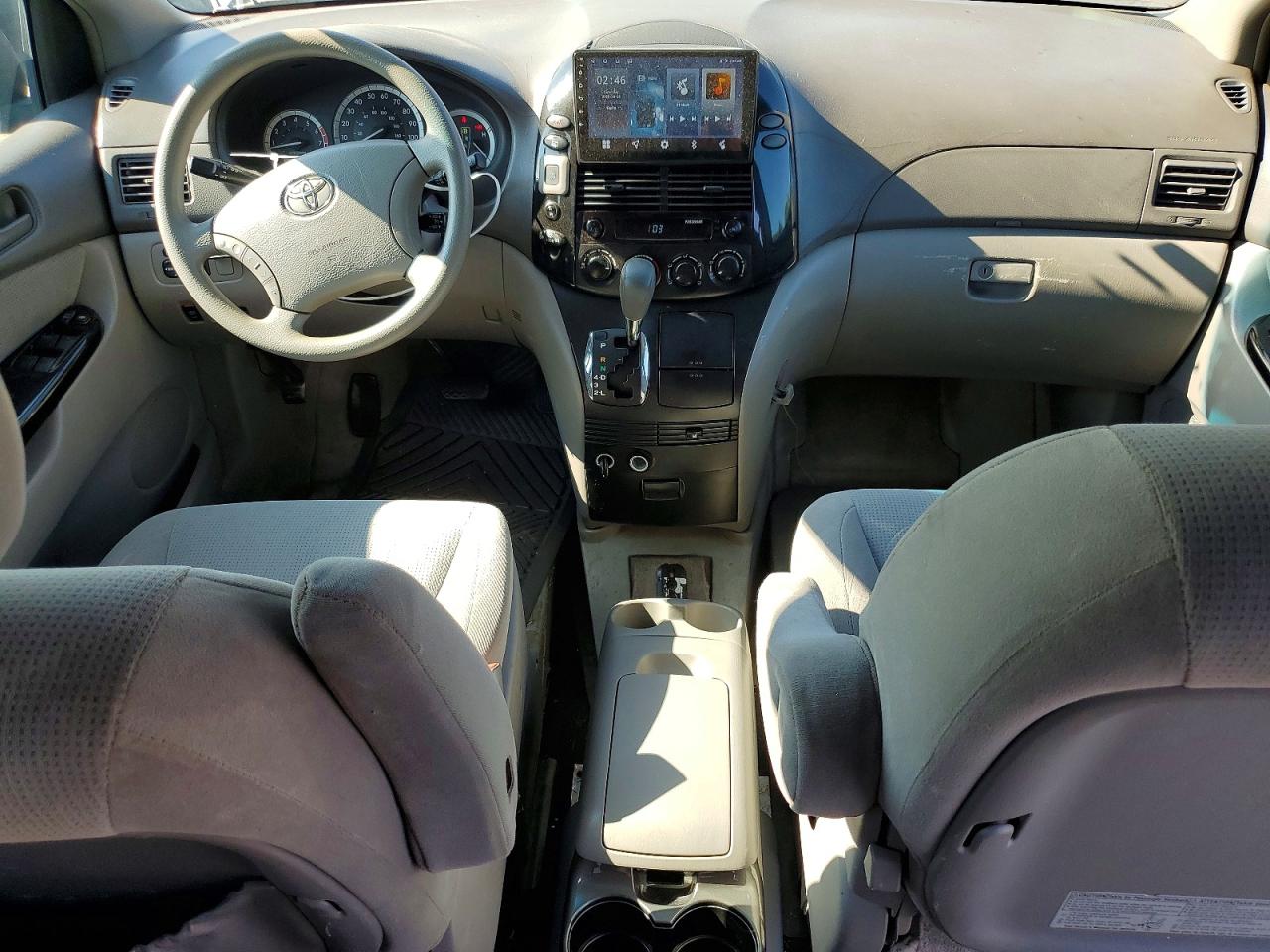 2005 TOYOTA SIENNA