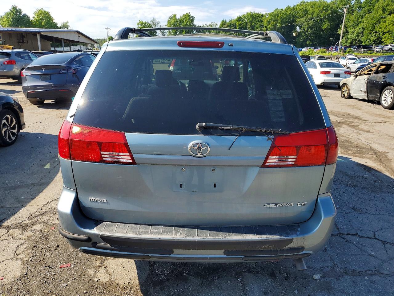 2005 TOYOTA SIENNA