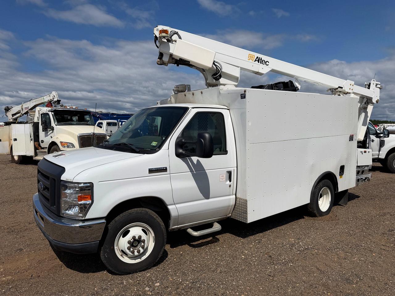 2024 FORD ECONOLINE