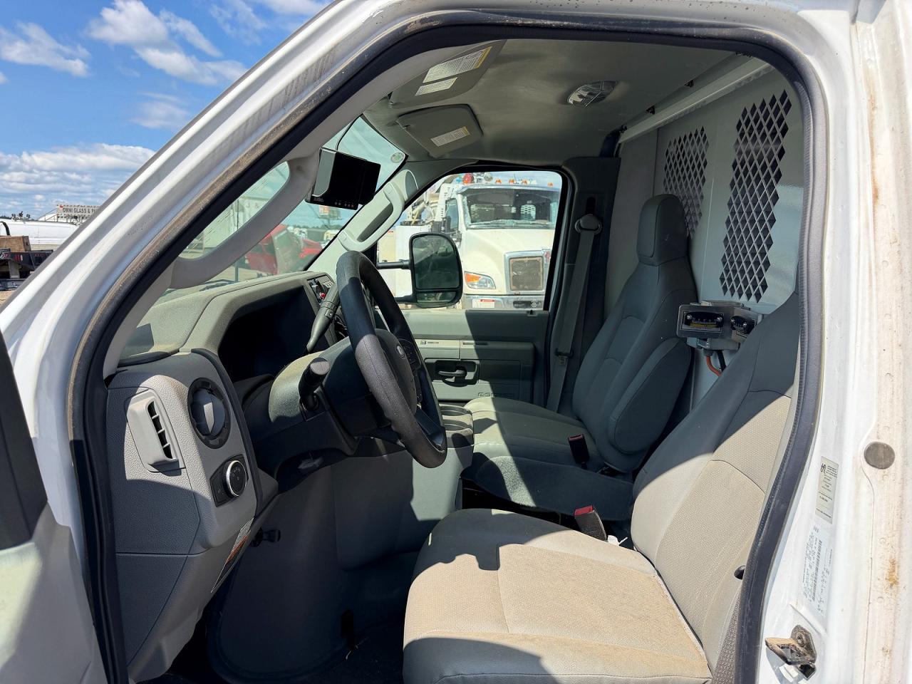 2024 FORD ECONOLINE