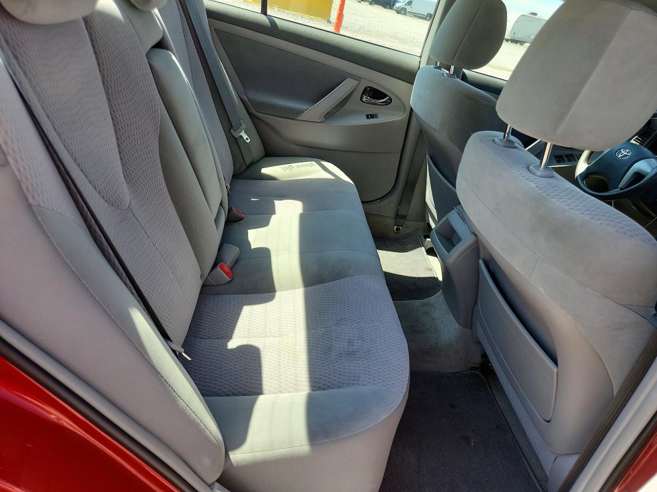 2011 TOYOTA CAMRY