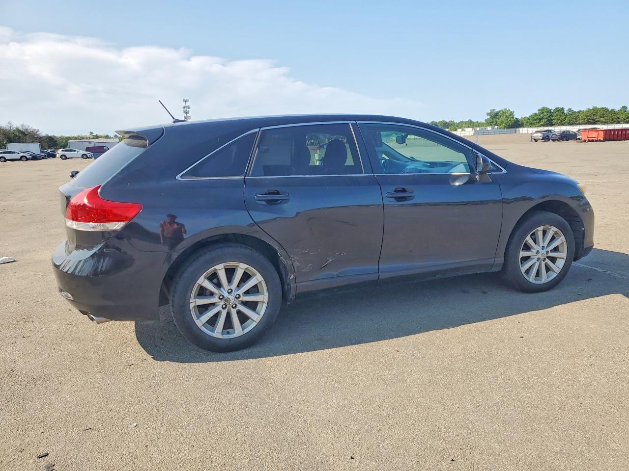 2011 TOYOTA VENZA