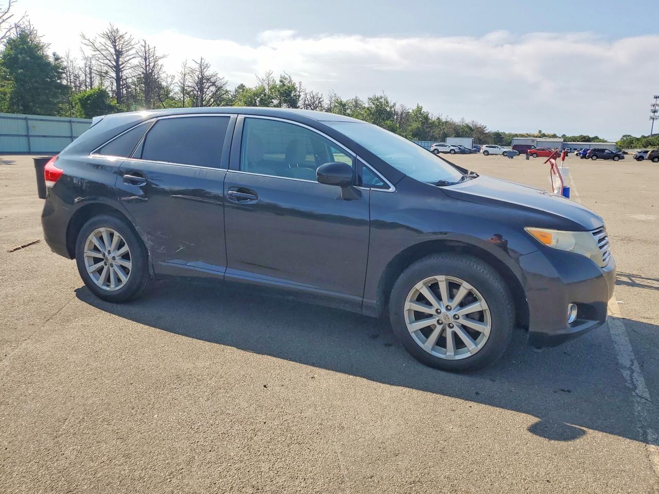 2011 TOYOTA VENZA