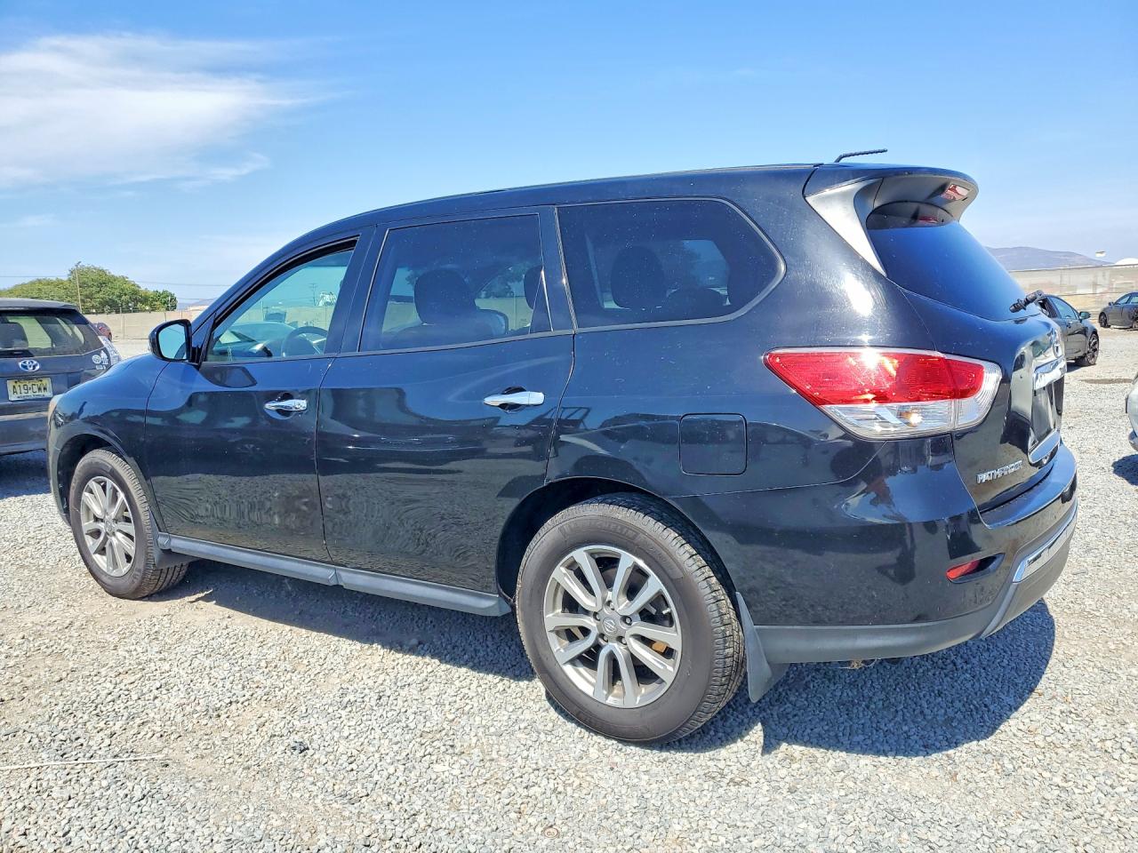 2015 NISSAN PATHFINDER