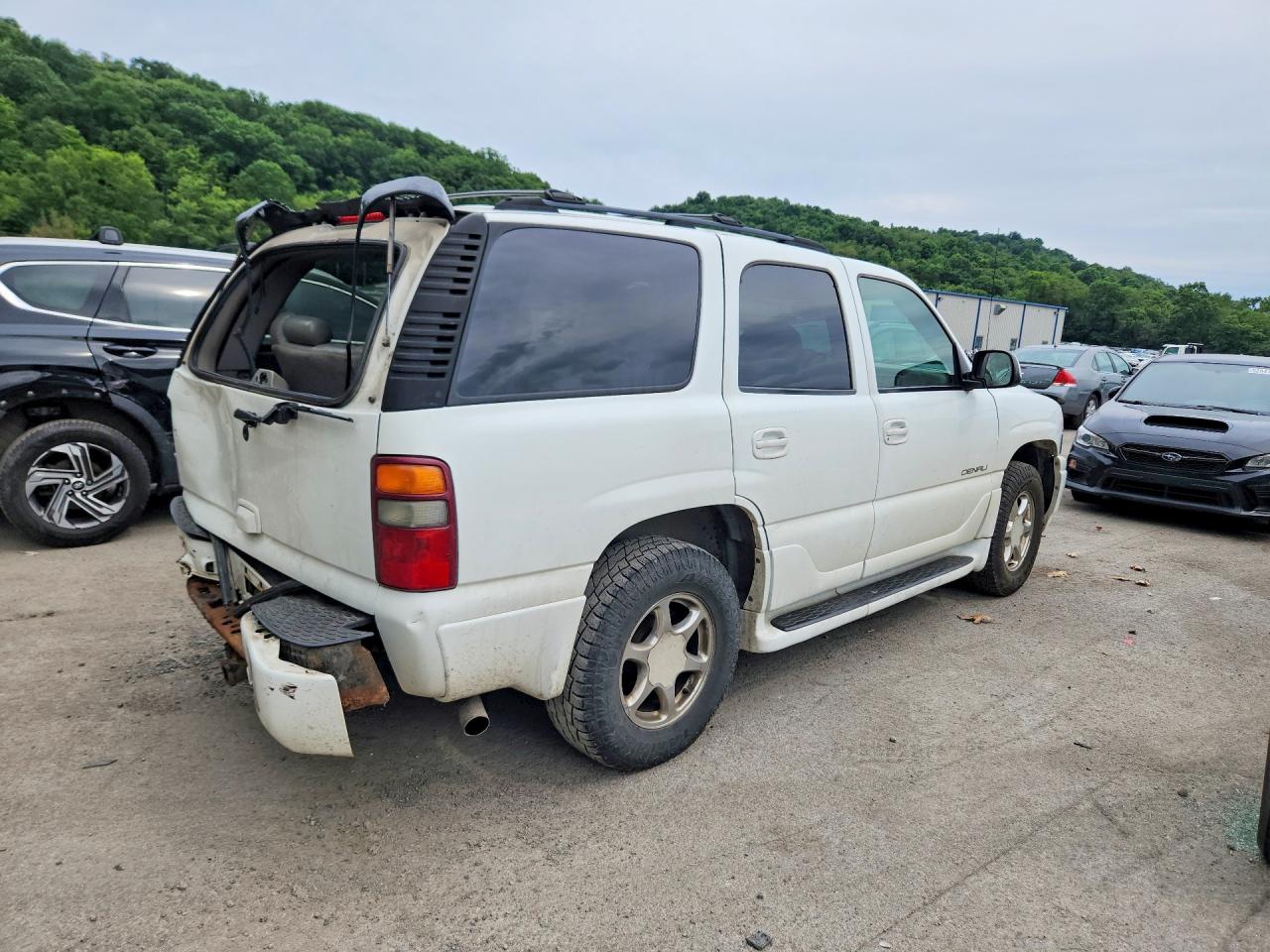 2003 GMC YUKON