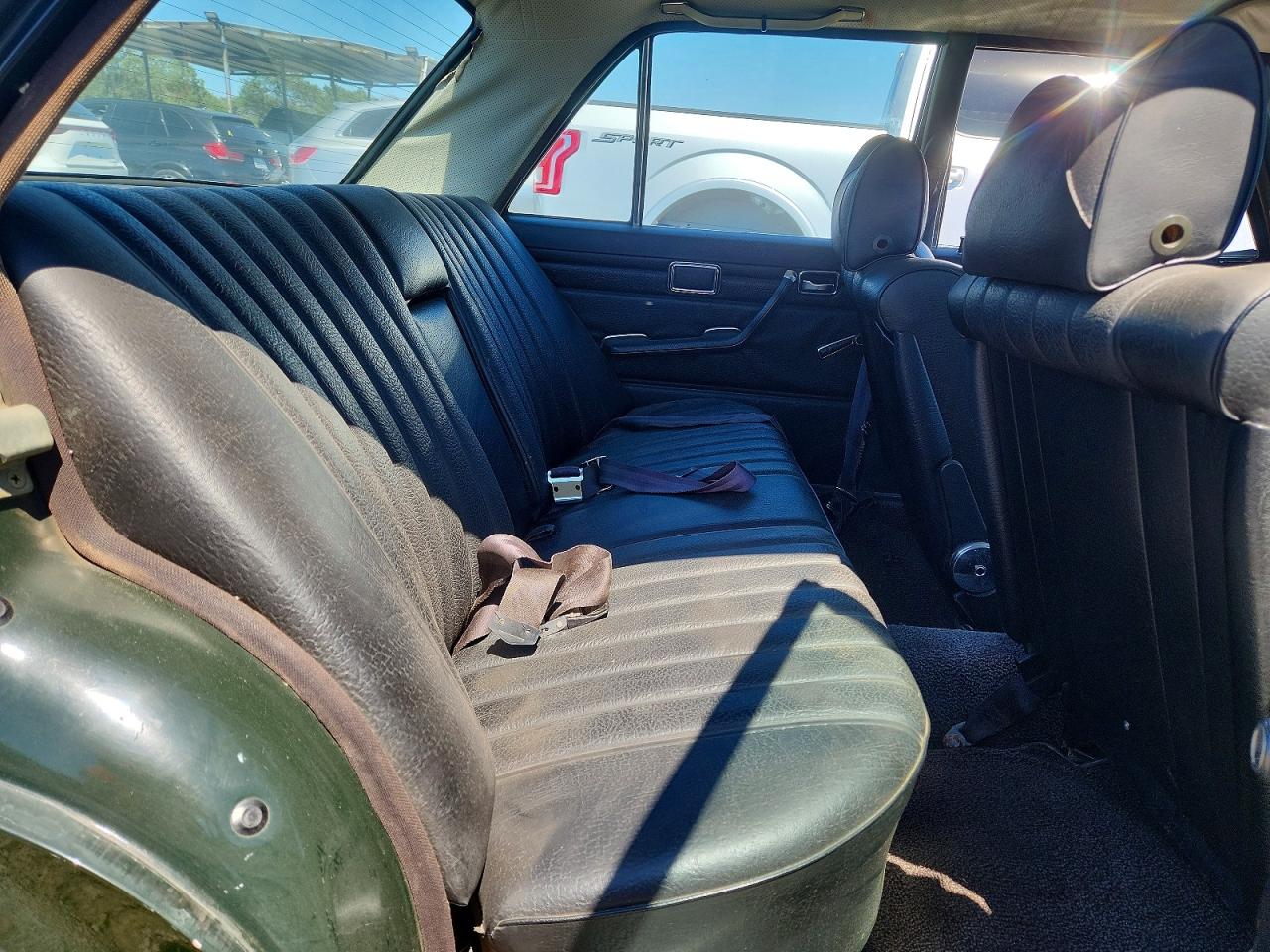 1971 MERCEDES-BENZ 250