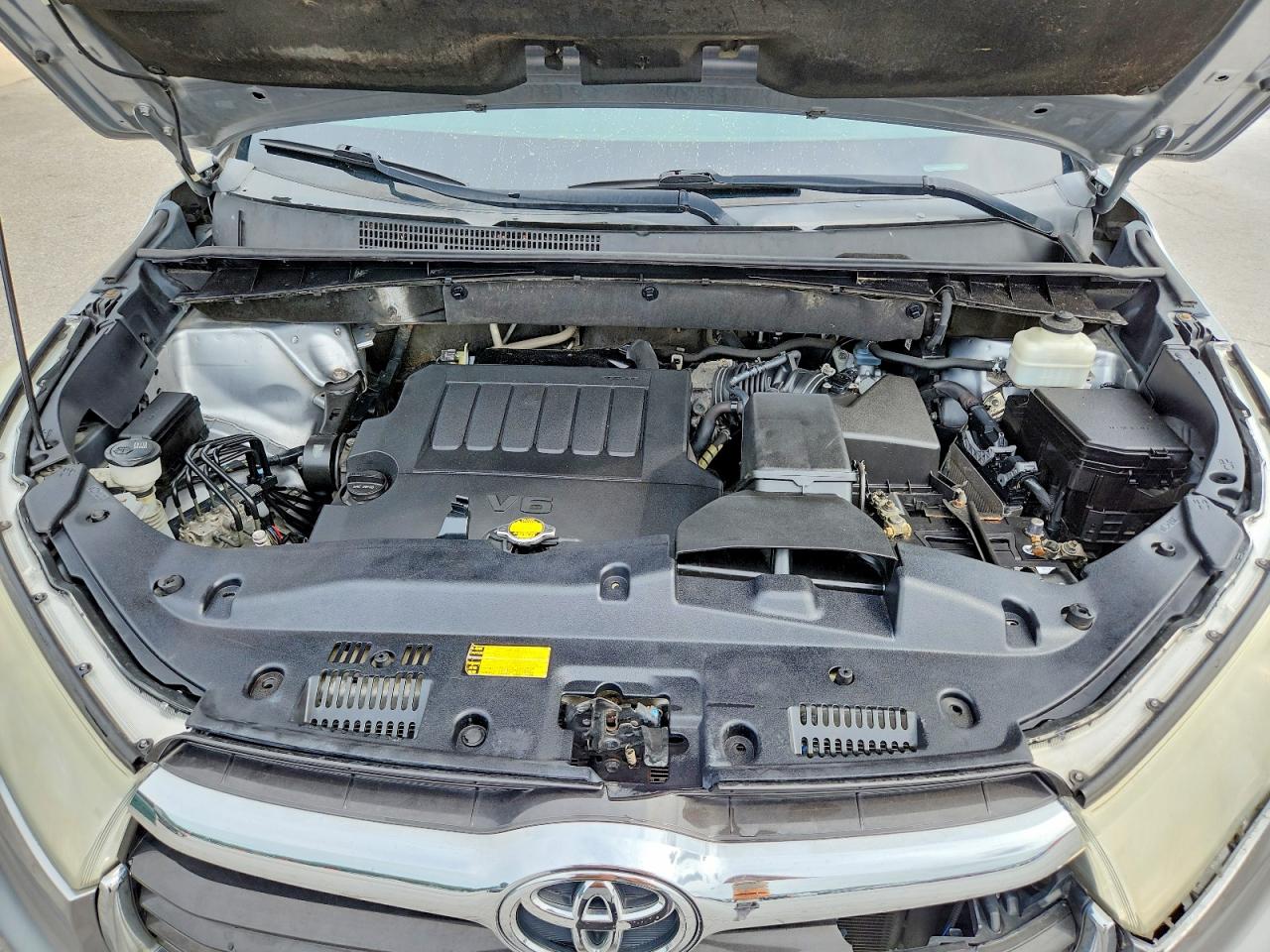2014 TOYOTA HIGHLANDER