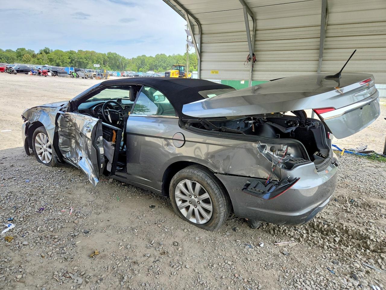 2013 CHRYSLER 200