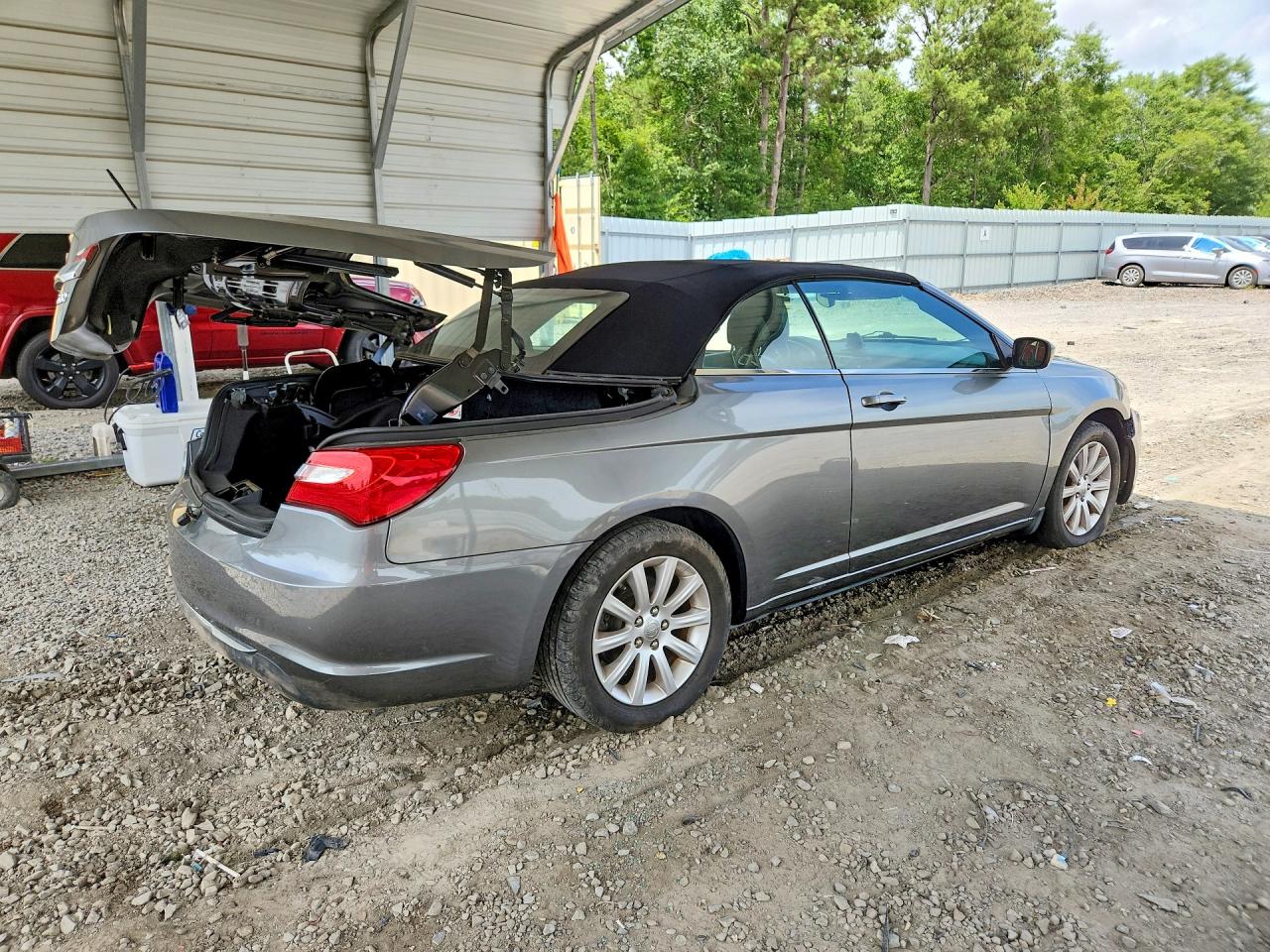 2013 CHRYSLER 200