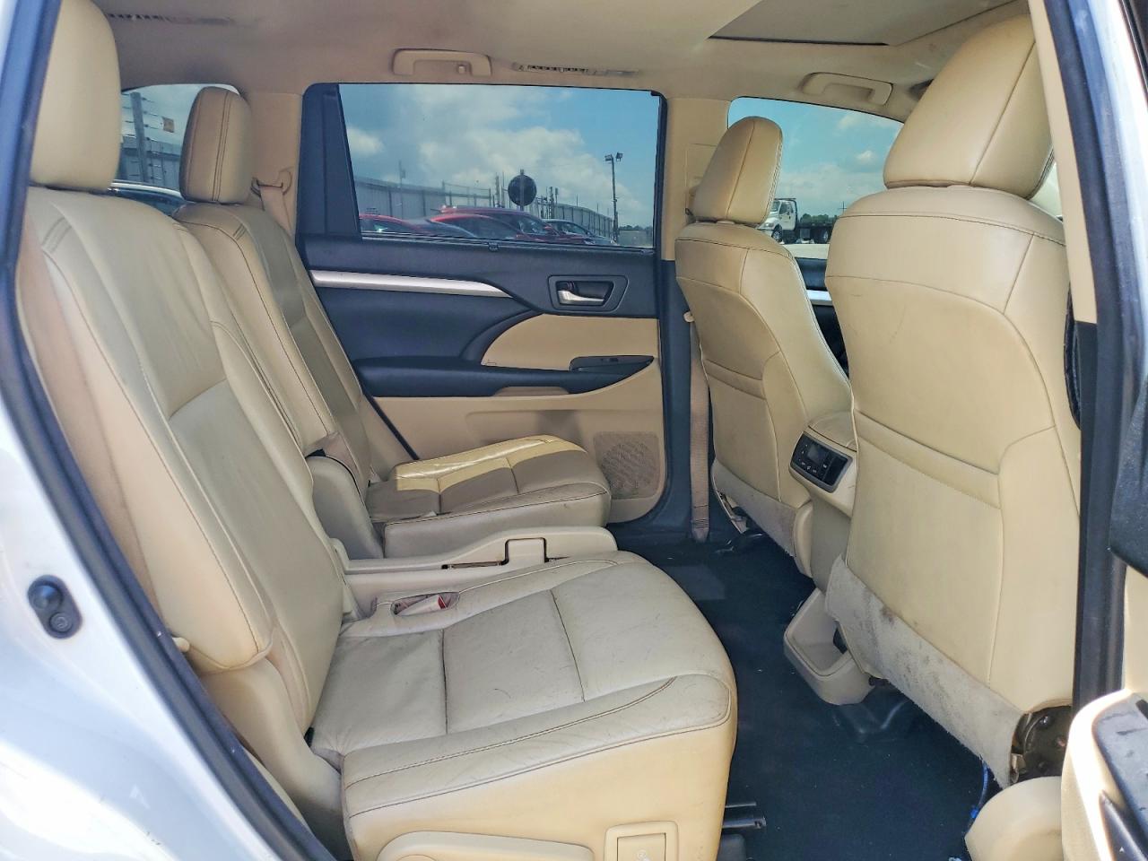 2017 TOYOTA HIGHLANDER