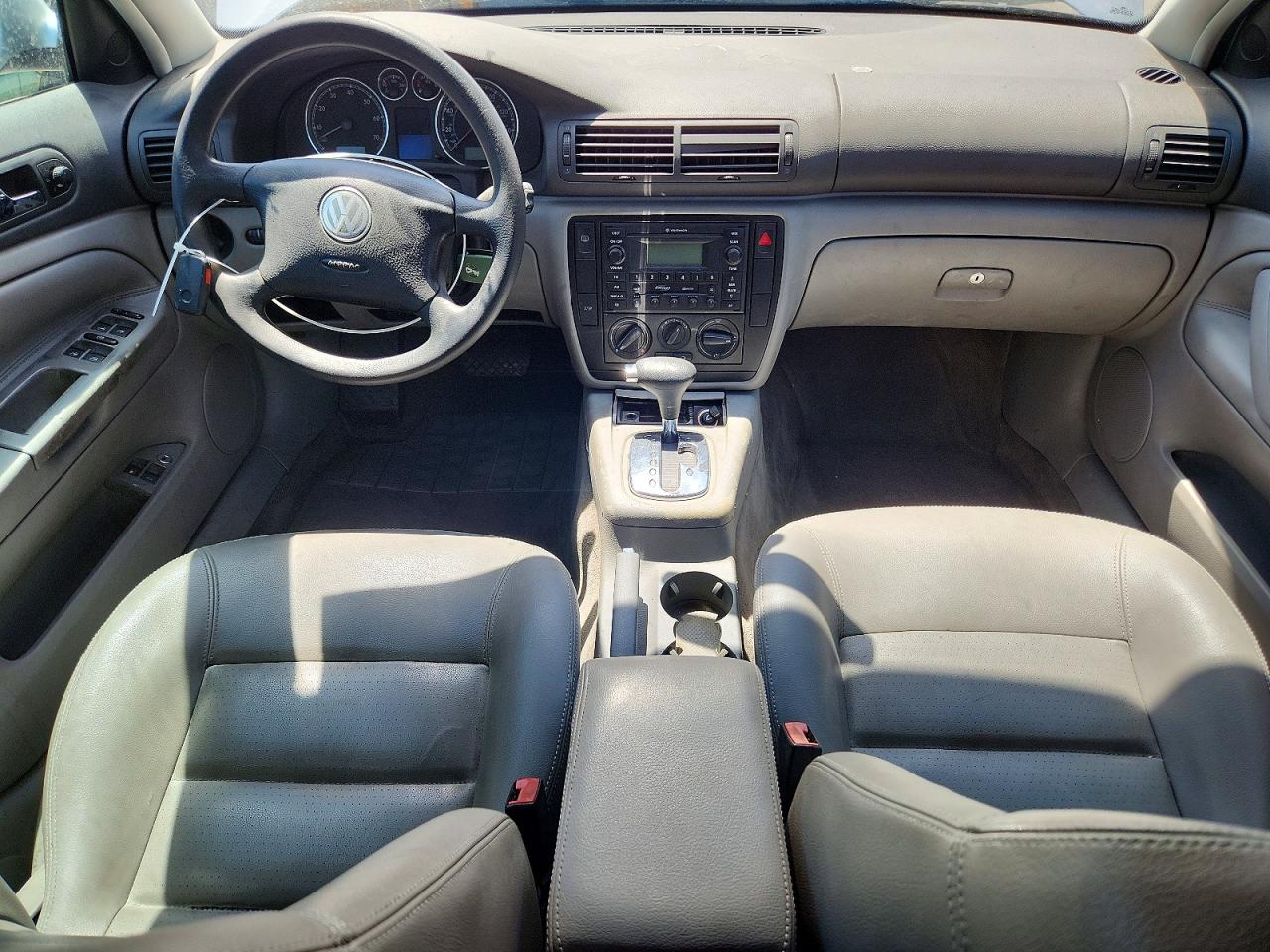 2004 VOLKSWAGEN PASSAT