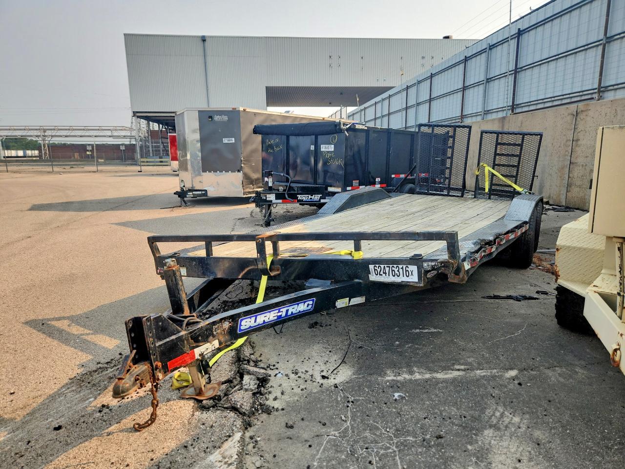 2021 SURETRACK FLAT BED