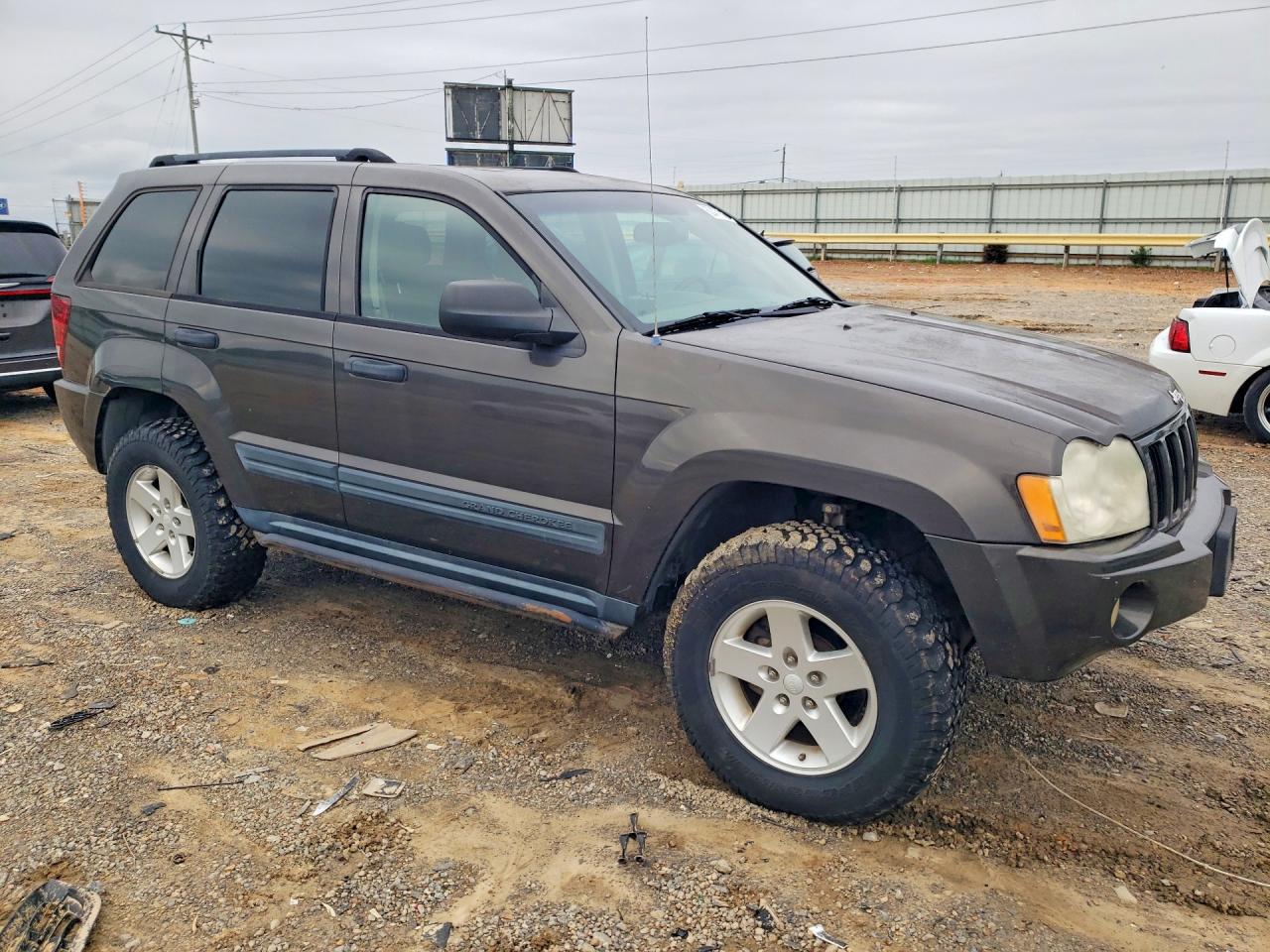 2005 JEEP CHEROKEE