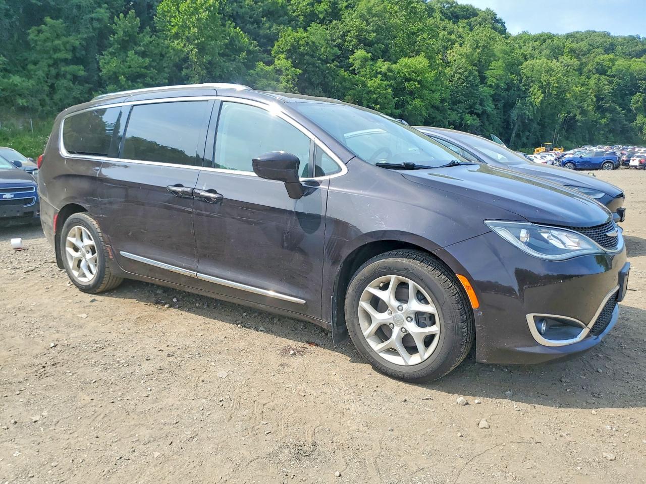 2018 CHRYSLER PACIFICA