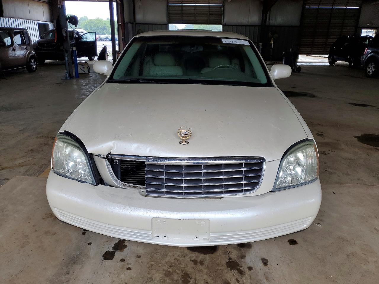 2003 CADILLAC DEVILLE