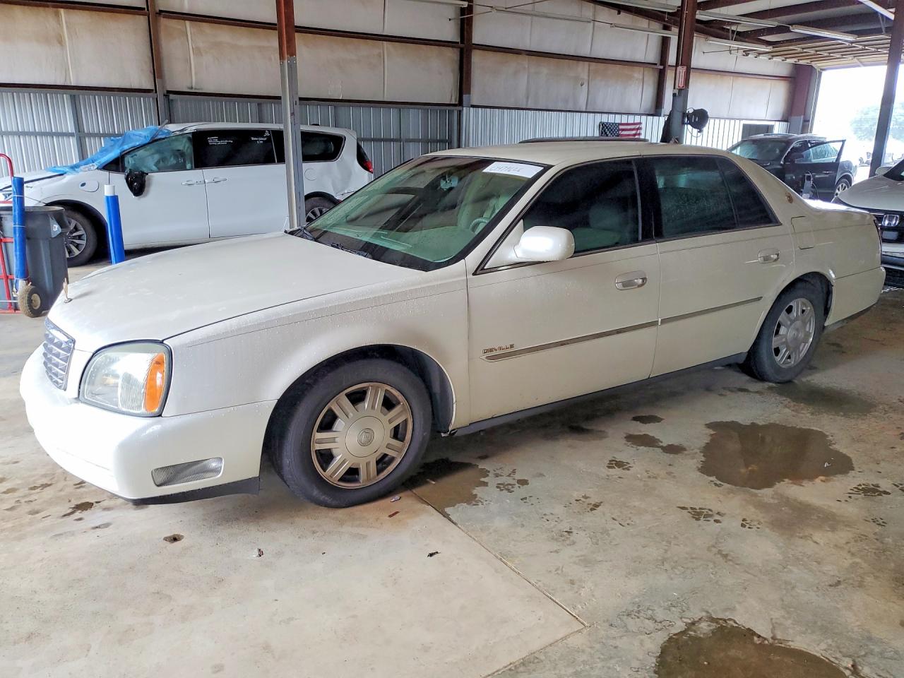2003 CADILLAC DEVILLE