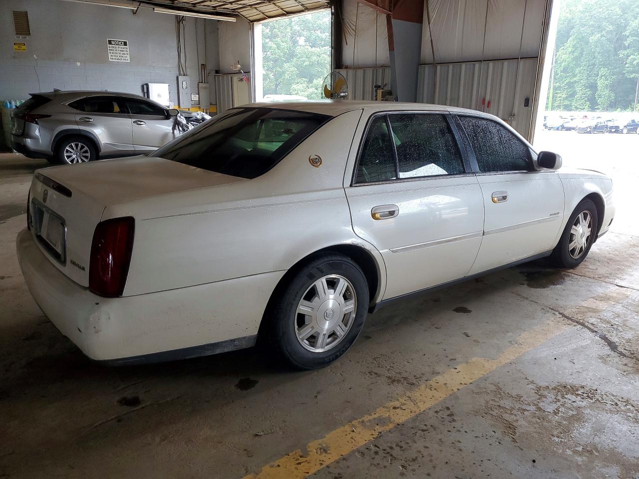 2003 CADILLAC DEVILLE