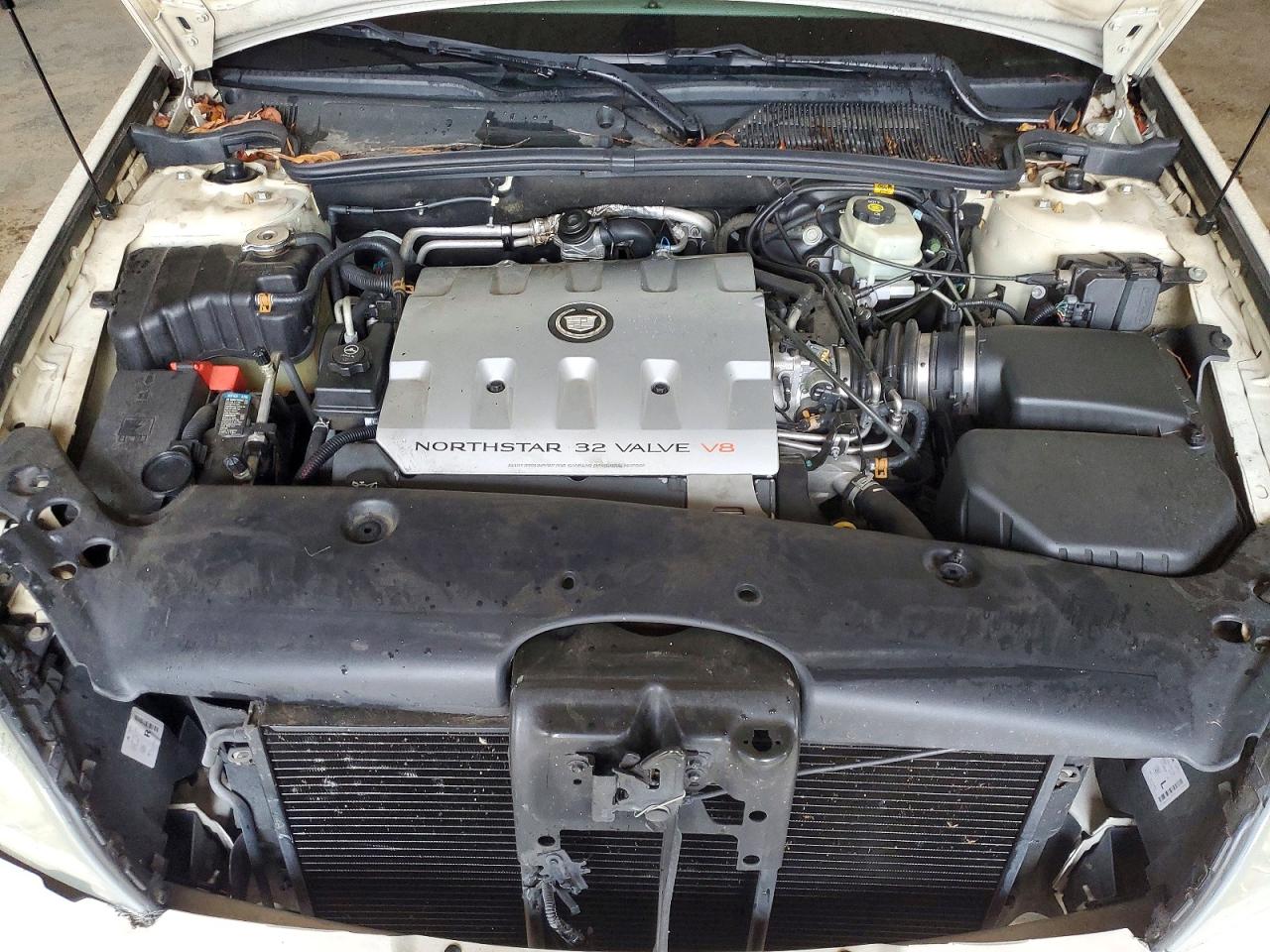 2003 CADILLAC DEVILLE