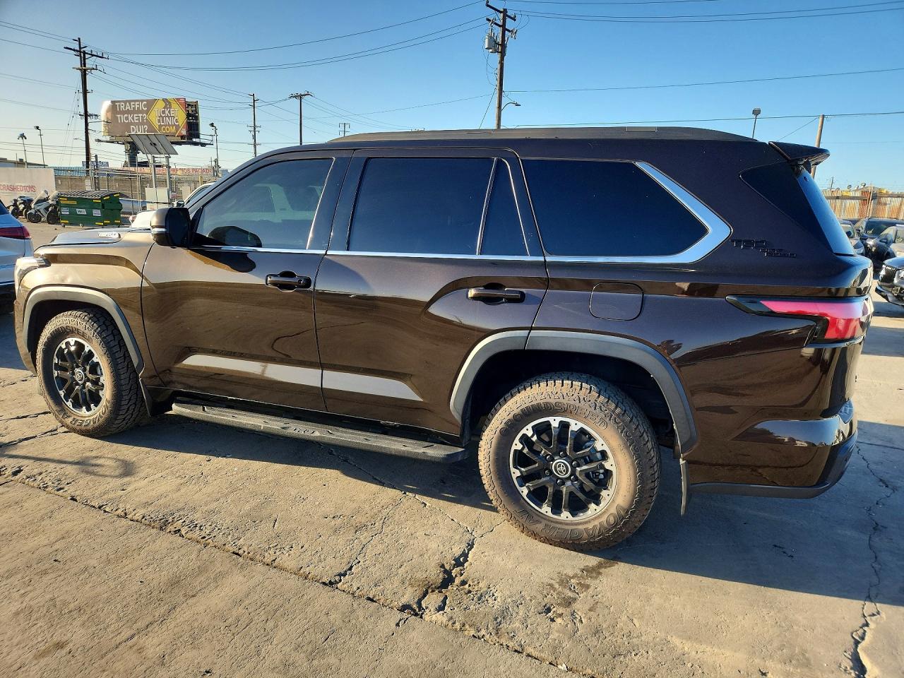 2023 TOYOTA SEQUOIA