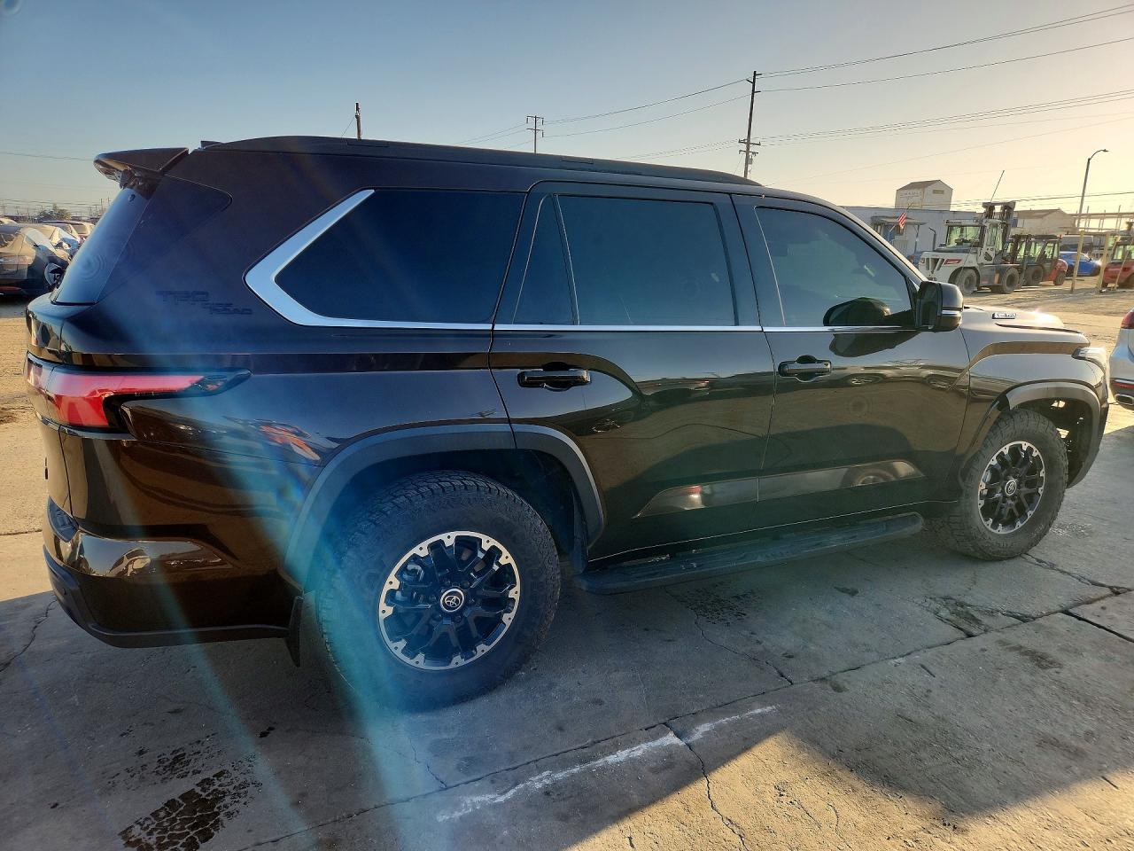 2023 TOYOTA SEQUOIA