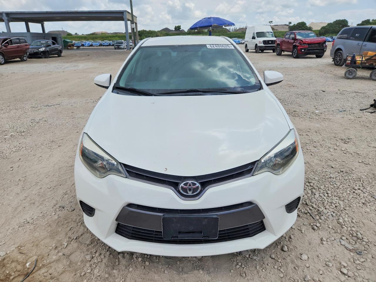 2015 TOYOTA COROLLA