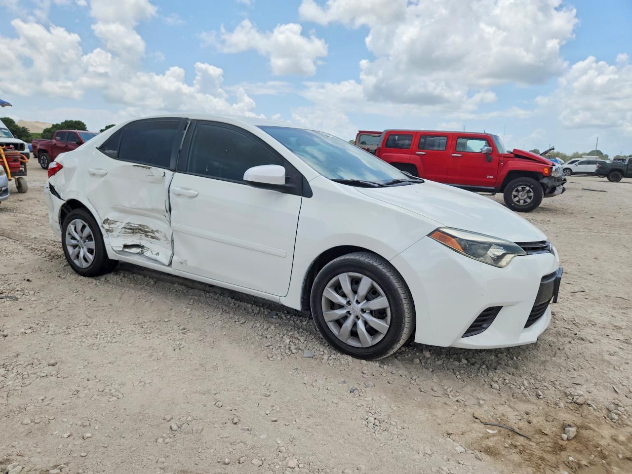 2015 TOYOTA COROLLA