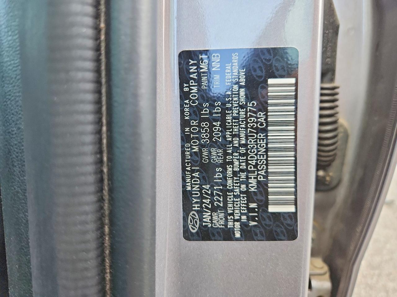 2024 HYUNDAI ELANTRA