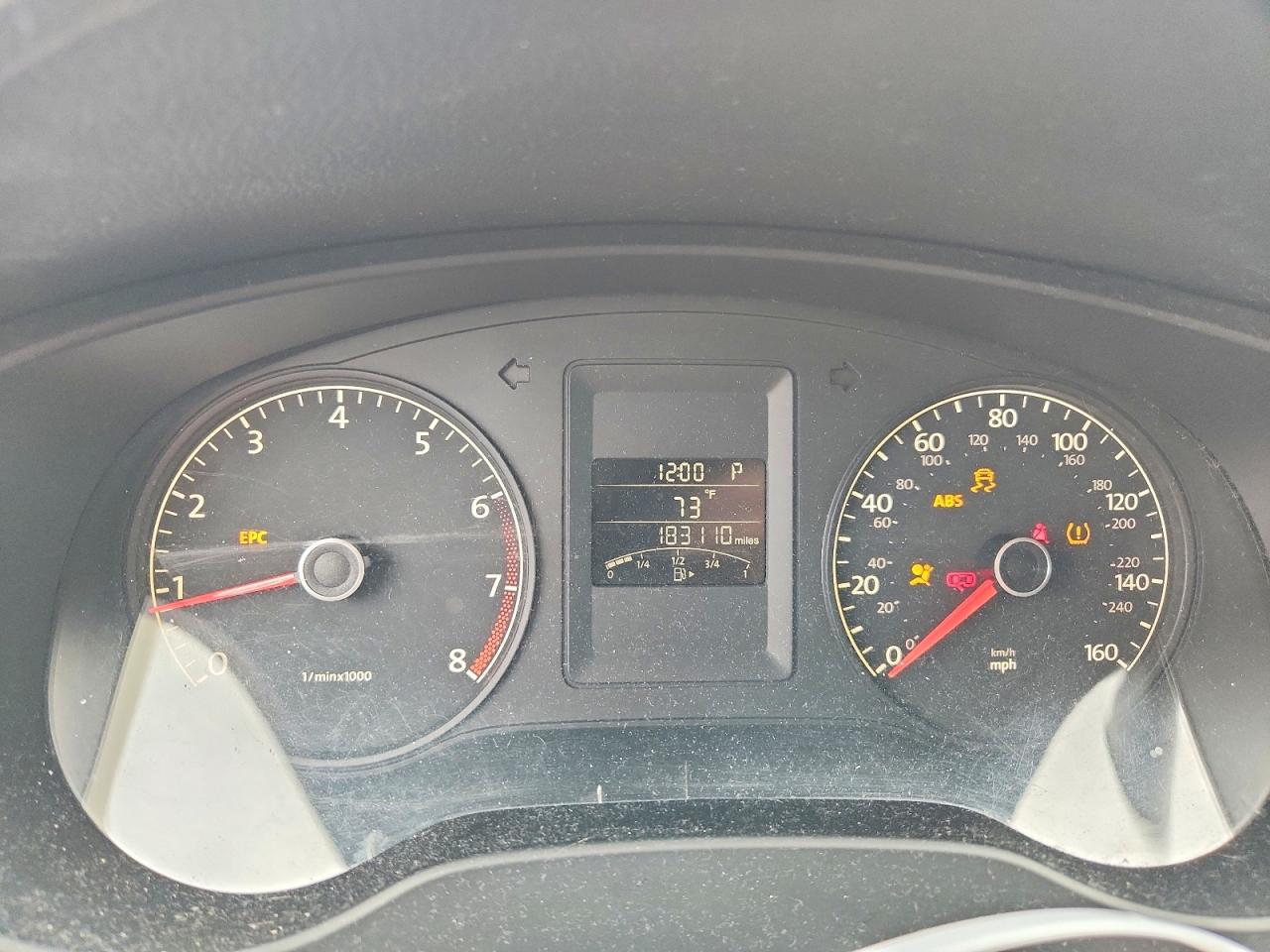 2011 VOLKSWAGEN JETTA