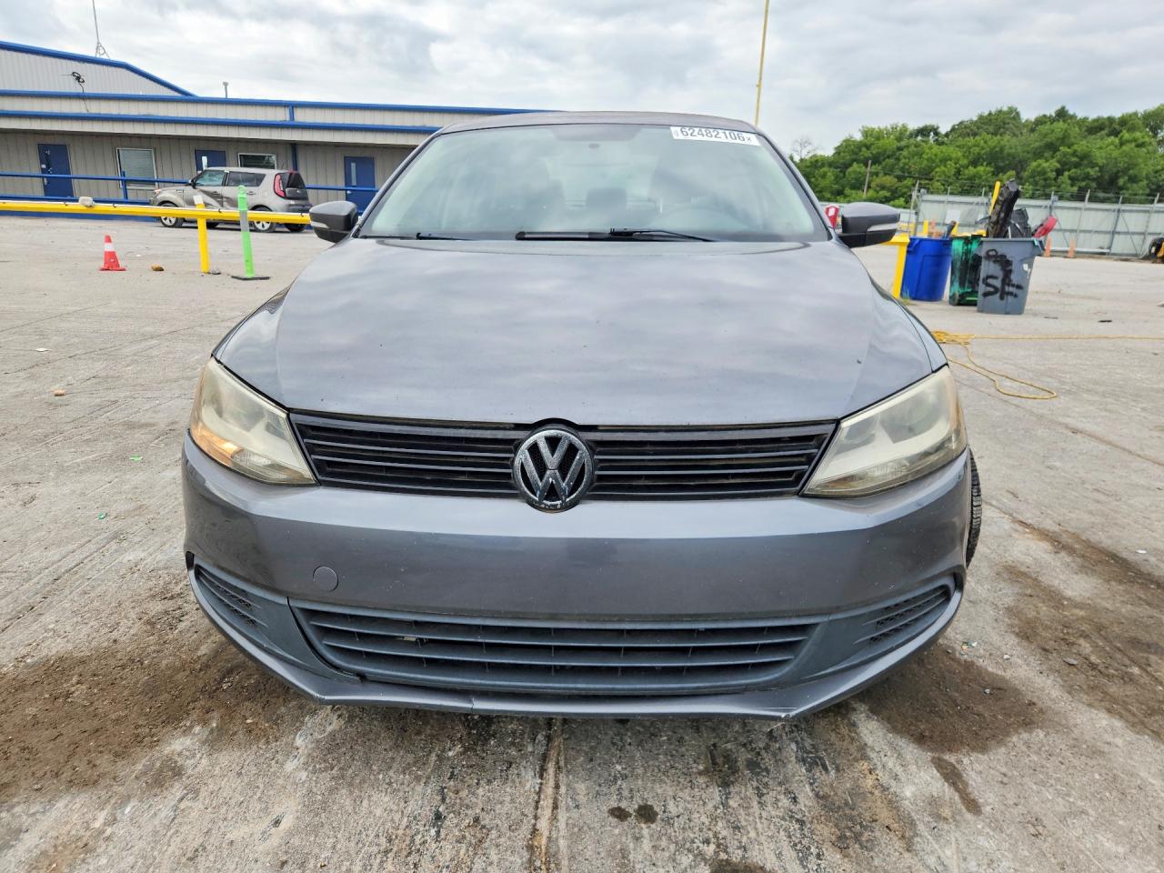 2011 VOLKSWAGEN JETTA
