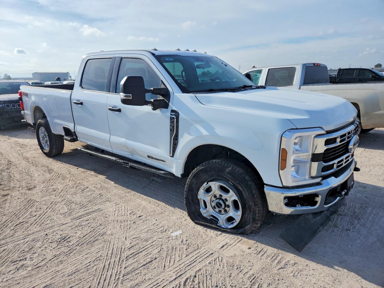 2025 FORD F250