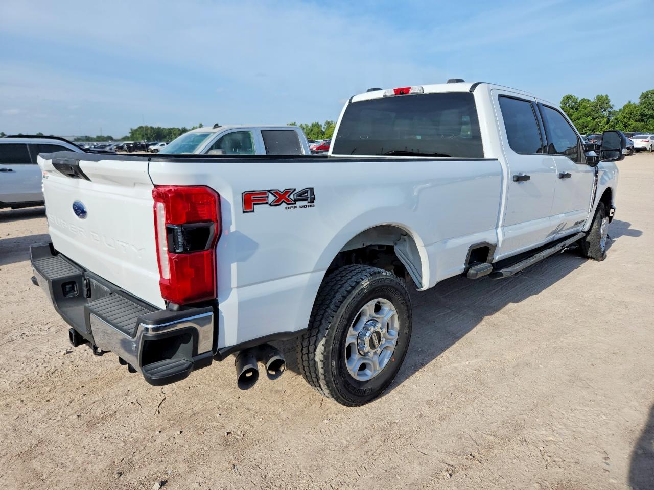 2025 FORD F250