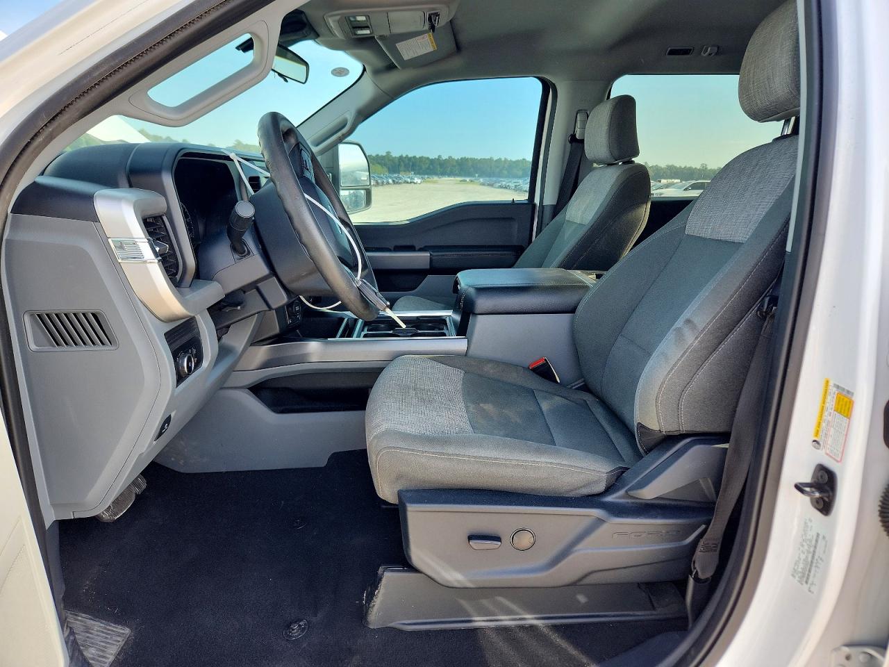 2025 FORD F250