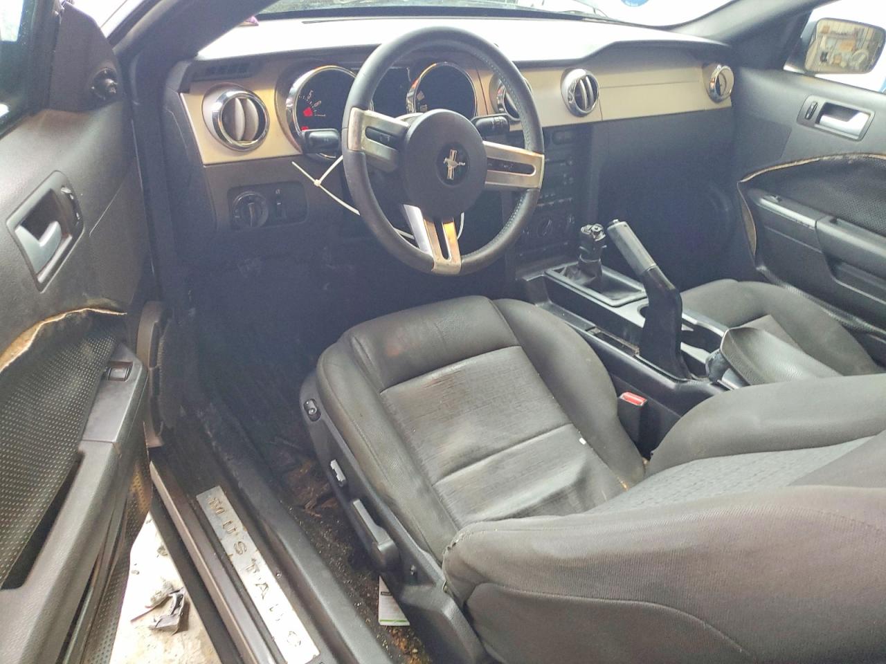 2006 FORD MUSTANG