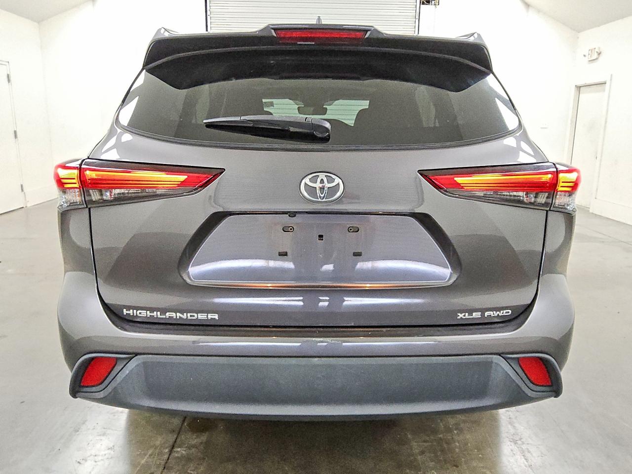 2022 TOYOTA HIGHLANDER