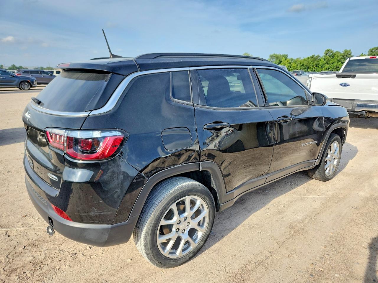2024 JEEP COMPASS