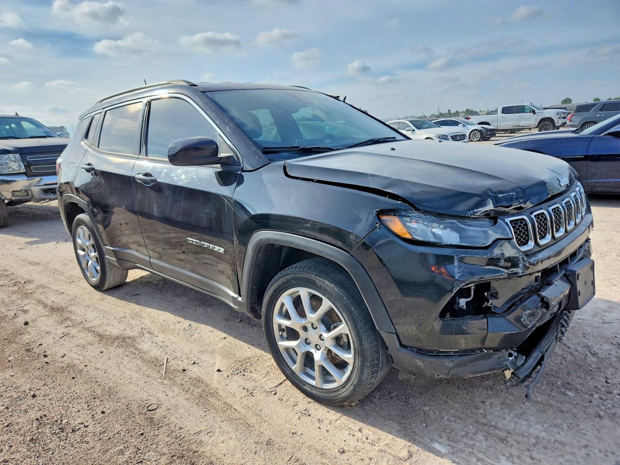 2024 JEEP COMPASS