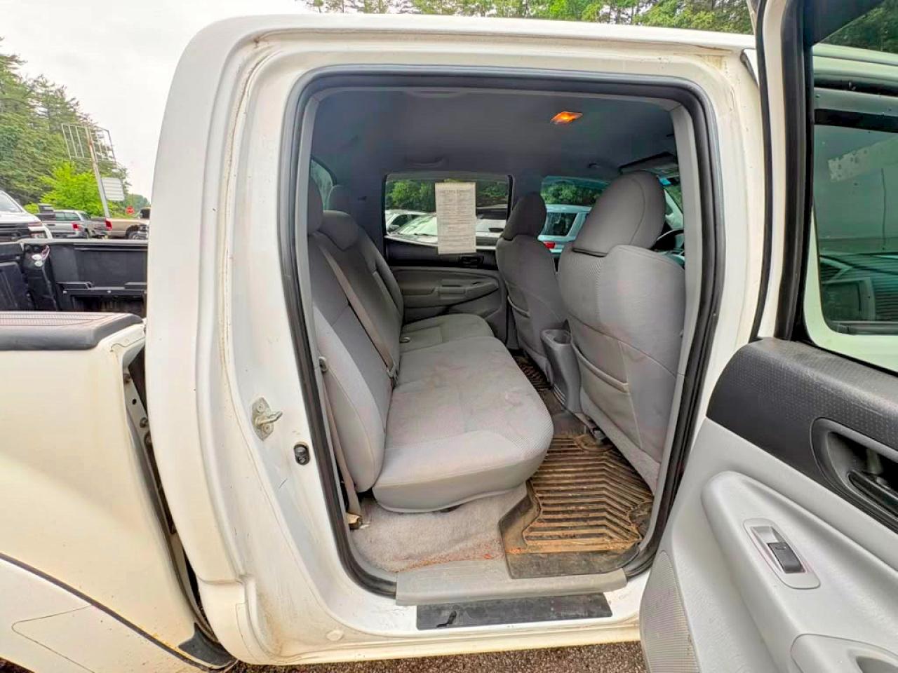 2010 TOYOTA TACOMA