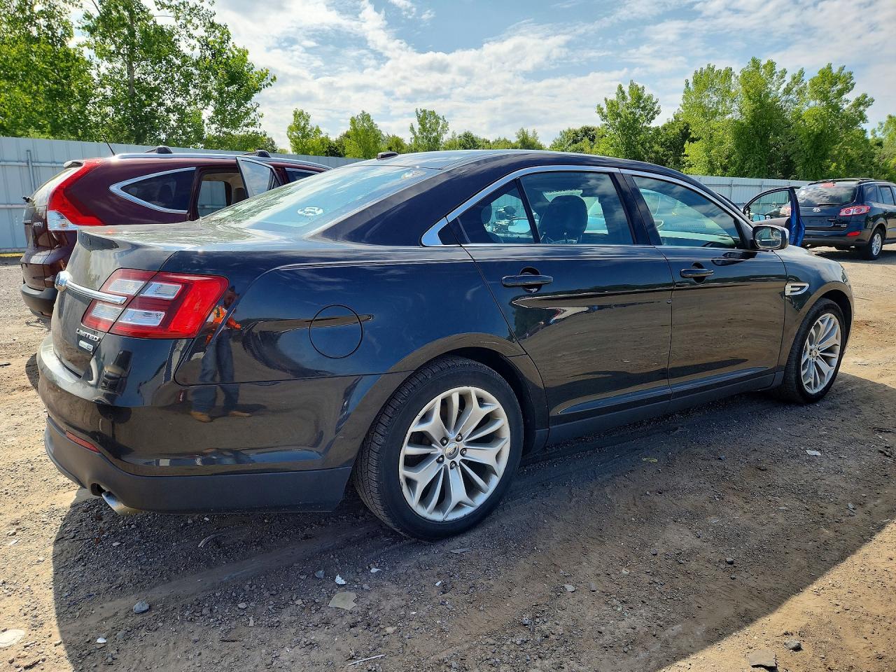 2013 FORD TAURUS