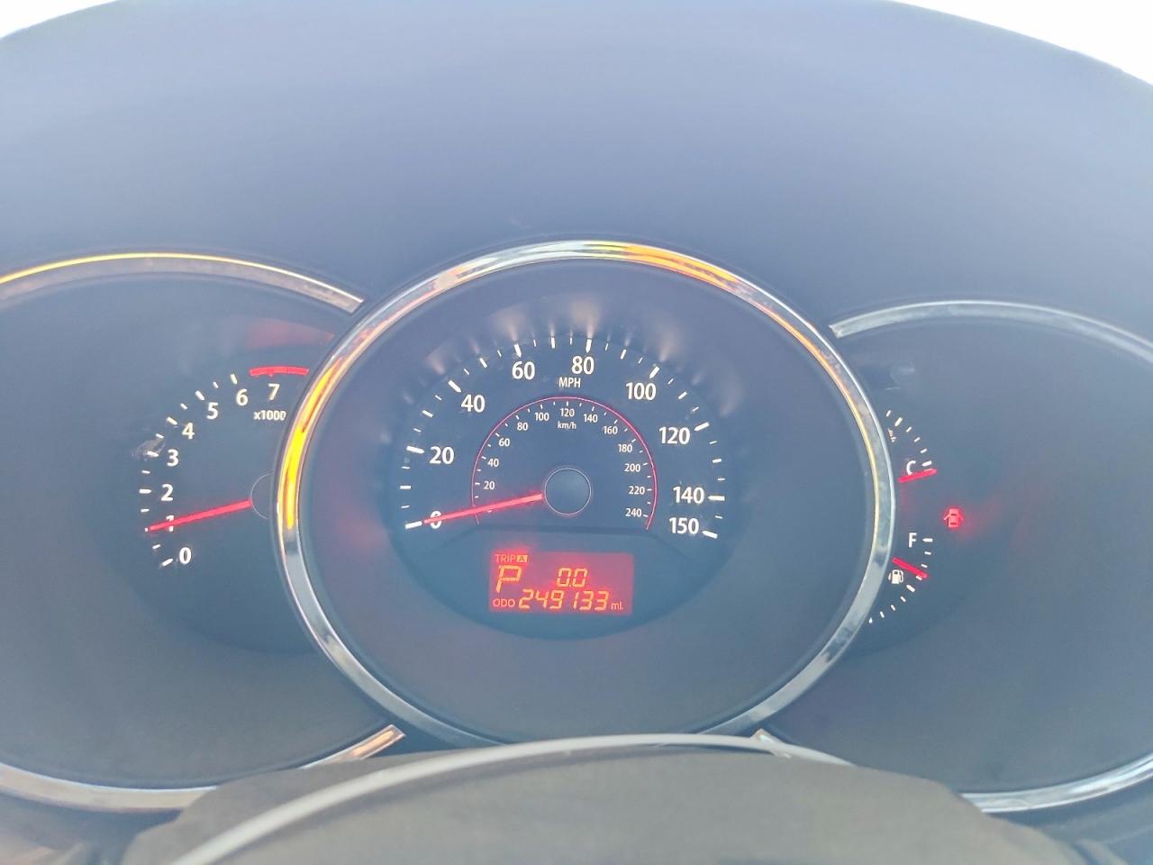 2011 KIA SORENTO
