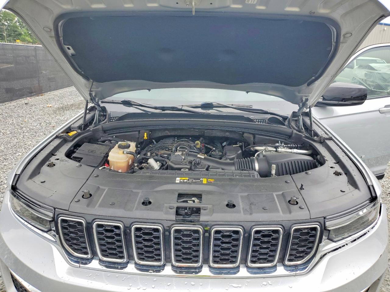 2022 JEEP CHEROKEE