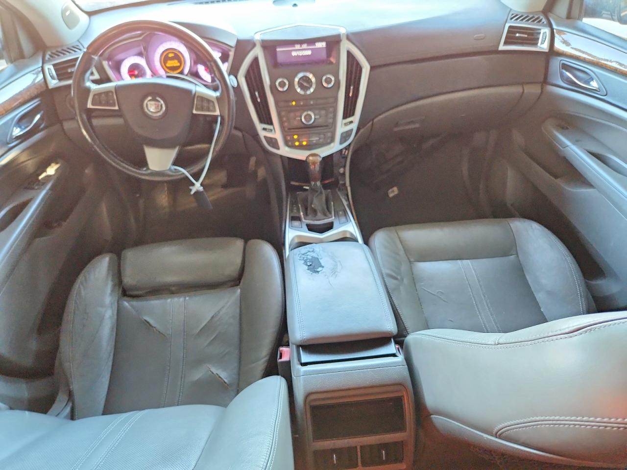 2010 CADILLAC SRX