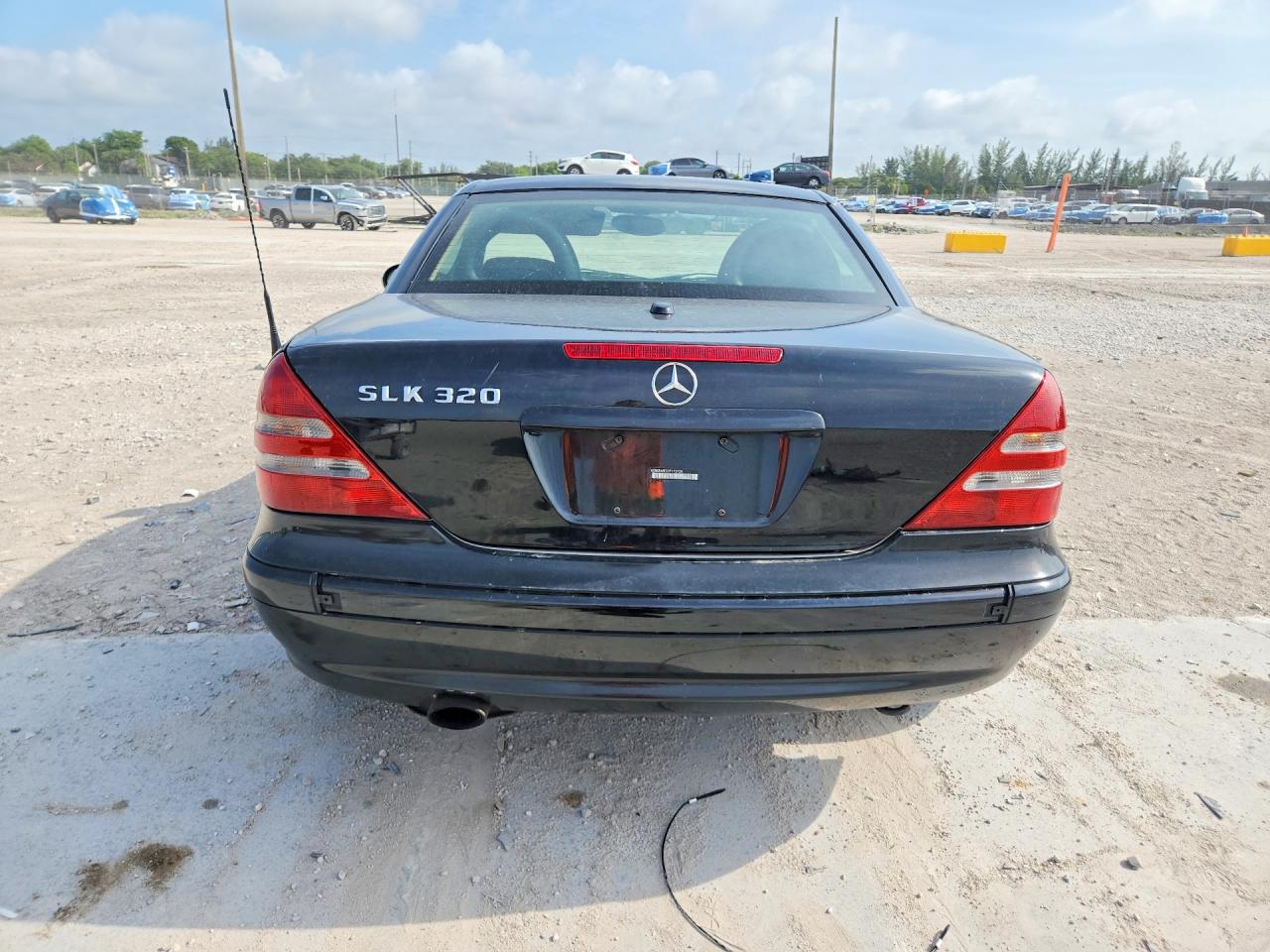 2001 MERCEDES-BENZ SLK-CLASS